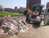  رفع 60 طن قمامة ومخلفات بالترع خلال حملة بمركز الغنايم بأسيوط