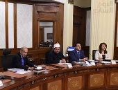 أول اجتماع لحكومة تسيير الأعمال برئاسة شريف إسماعيل