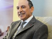 رئيس الخطوط القطرية يعتذر عن تعليقات عنصرية بعد موجة غضب على السوشيال ميديا