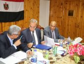 محافظ قنا يترأس اجتماع مجلس إدارة المعهد العالى للخدمة الاجتماعية