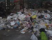 القمامة تحاصر محطة قطار طنطا.. والأهالى يطالبون بمظهر حضارى