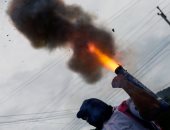 صور..متظاهرو نيكاراجوا يطلقون "قذائف هاون" خلال احتجاجاتهم ضد الرئيس 