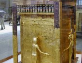 ما تم إنجازه بأعمال ترميم المقصورة الرابعة لتوت عنخ آمون