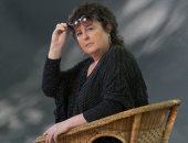 الشاعرة كارول آن دافى: أشعر بالعار لعدم قراءة رواية "دون كيخوت"