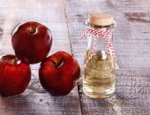 فوائد خل التفاح عديدة منها الوقاية من السرطان وأمراض القلب