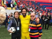 صور.. وفد اتحاد الكرة يلتقط صورا تذكارية نجوم العالم فى روسيا