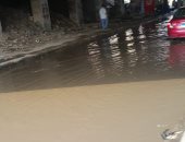 كسر ماسورة يحول نفق كفر طهرمس إلى مجرى مائى بالجيزة