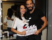 صور..انجى علاء ويوسف الشريف من كواليس فيلم "بنى آدم"