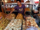 صور.. مسلمو العالم يستعدون لاستقبال عيد الفطر