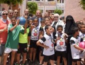 صور.. محافظ الإسكندرية يحتفل مع أطفال دار الرعاية الاجتماعية بعيد الفطر