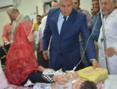 محافظ الوادي الجديد يتفقد الخدمات الطبية بمستشفى الخارجة العام 