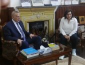 محافظ الجيزة يصل حديقة الحيوان ويجتمع مع نائب وزير الزراعة ومدير الحدائق