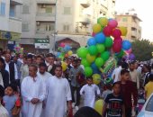 فيديو وصور.. بهجة أهالى مطروح والمصطافين بالعيد فى الشوارع والساحات