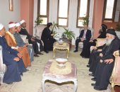 محافظو المنيا والبحر الأحمر  وبنى سويف يستقبلون المهنئين بعيد الفطر المبارك