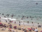 "السياحة والمصايف" بالإسكندرية: نسبة إشغالات الشواطئ 65% فى ثانى أيام العيد