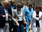 صور.. وزيرة الصحة تتفقد مستشفى بورسعيد العام
