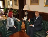 وزيرة الصحة تستقبل مجدى يعقوب للاستفادة من خبراته فى إنشاء وحدات قلب