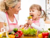 عدس وبرتقال وسمك.. أطعمة مهمة لتقوية مناعتك