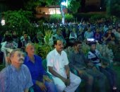 صور.. أهالى الاسكندرية يتابعون مباراة مصر وروسيا بمراكز الشباب