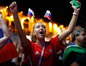 فيديو.. "حمام" على هيئة أتوبيس بشوارع روسيا