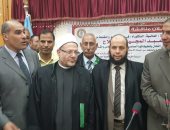 المفتى يعترض على أزهرى ضم آراء سيد قطب لرسالة دكتوراه.. ويؤكد: مصيبة كبرى