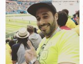 أحمد السعدنى وشيكو يشجعان السامبا من المدرجات 