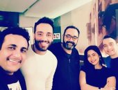 صور.. رامى جمال معلقا على صورته مع شيرين وحسام حبيب ومحمد رحيم: صباح الفن