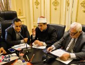 وزير الأوقاف أمام البرلمان: أئمة المساجد لهم حق الفتوى - صور