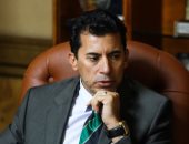 دقيقة حدادا على أرواح الشهداء فى حفل وزارة الرياضة بثورة 30 يونيو