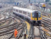 التأميم هو الحل.. نقابات بريطانية تطلب إلغاء ملكية الأجانب للسكك الحديدية
