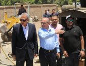 محافظ قنا يتفقد محطتى مياه أبودياب ودشنا بتكلفة 142 مليون جنيه