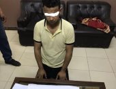 مباحث قسم جرجا بسوهاج تضبط تاجر مخدرات وبحوزته 64 قطعة حشيش