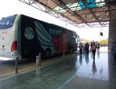 صور ..غياب الجماهير عن استقبال المنتخب الوطنى بالمطار وسط انتشار أمنى مكثف