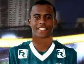الموهبة البرازيلية كارلوس إدواردو يوقع رسميا لنادى الأهرام