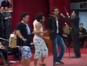 فيديو.. شاهد على ربيع وأوس أوس وكريم عفيفى فى حفل كلية تجارة 2010