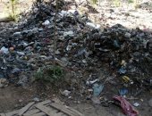 شكوى من تراكم أكوام القمامة بترعة الساحل بالقناطر الخيرية