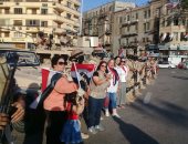 سيدات يحتفلن بذكرى 30 يونيو بالتحرير: النهاردة عيد وياريت نفرح برحيل الإخوان