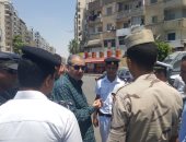 صور.. مدير أمن السويس يتفقد قوات التأمين بدور العبادة والميادين