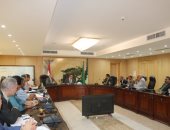 محافظ الفيوم يجتمع بمجلس إدارة شركة الأملاح والمعادن (اميسال)