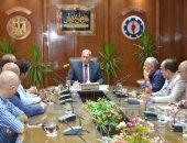 محافظ السويس يستقبل وفد صندوق تحيا مصر لدعم مشروعات جديدة للشباب