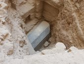 محافظ الإسكندرية يصل موقع التابوت الأثرى بسيدى جابر