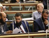 البرلمان يبدأ فى مناقشة قانون تنظيم المناقصات والمزايدات - صور