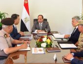 السيسي يوجه بتطوير منظومة تأمين الطرق لمواجهة الحوادث وتوفير خدمات للمواطنين السيسي يوجه بتطوير منظومة تأمين الطرق لمواجهة الحوادث وتوفير خدمات للمواطنين