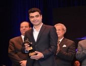 هشام نزيه يحصل على جائزة فاتن حمامة للتميز من مهرجان القاهرة السينمائى 