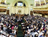 فيديو.. المتحدث باسم البرلمان: 260 نائبا يعقبون غدا على بيان الحكومة