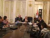بدء اجتماع لجنة الصحة بالبرلمان بشأن تعزيز برامج تنظيم الأسرة والصحة الإنجابية - صور