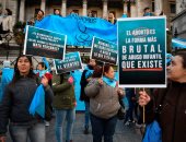 مظاهرات مؤيدة وأخرى معارضة لقانون الإجهاض فى الأرجنتين