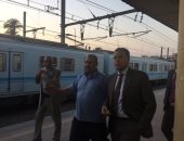 وزير النقل يتابع إجراءات تسهيل حركة الركاب بمحطة المرج القديمة بعد غلق المرج الجديدة 