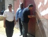 إغلاق مجزر ومحلات وورش غير مرخصة بحى الجناين بالسويس