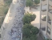 شكوى من تراكم القمامة أمام مدرسة عبد الرحمن بن عوف بالسلام